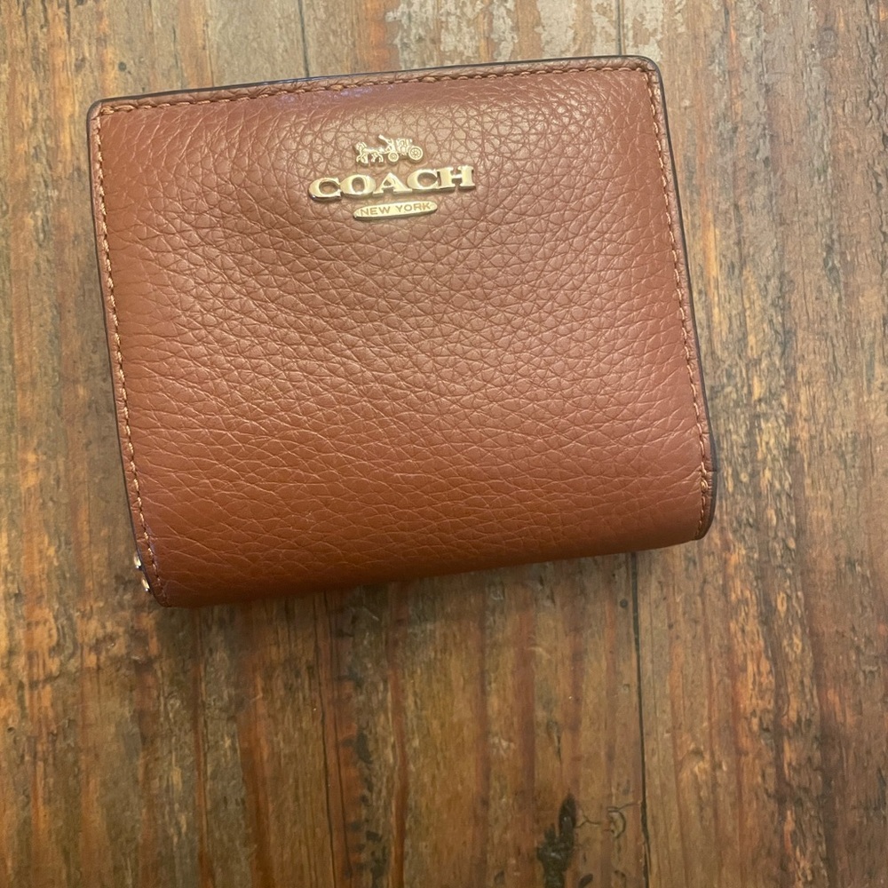 Coach Tan Leather Bi-Fold Wallet